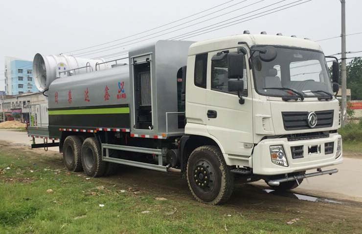 多功能(néng)抑塵灑水車