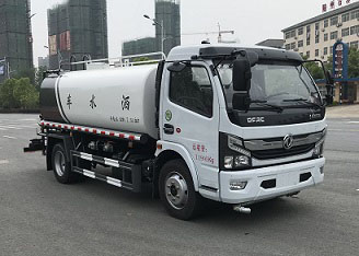 程力威牌CLW5120GSSYT6型灑水車